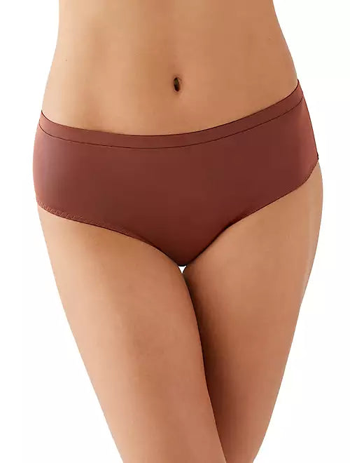 b.tempt'd Spotlight Hipster