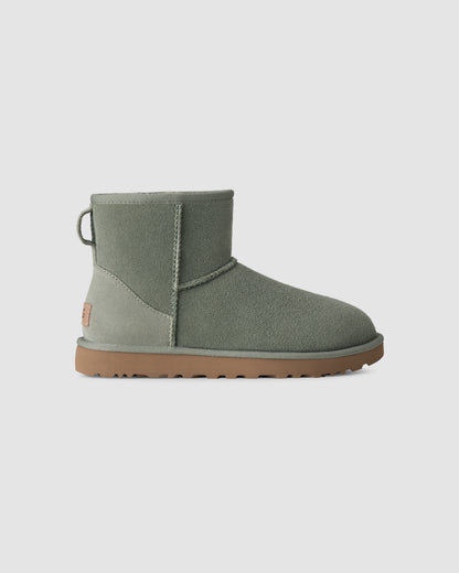 UGG Classic Mini II