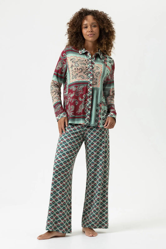MEY Serie Mystical Maze Pajama Set
