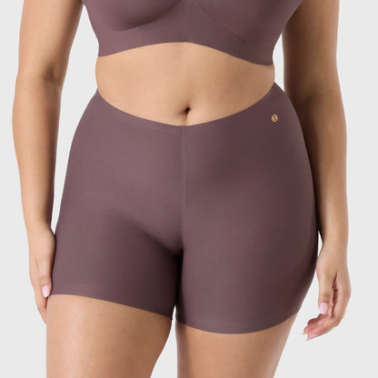 Evelyn & Bobbie Longline Slip Short