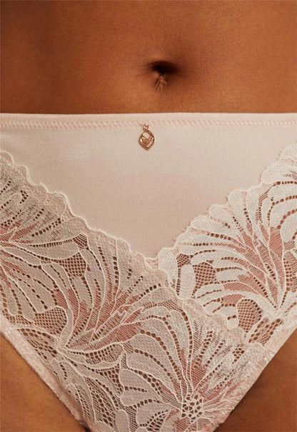 Montelle Anniversary Thong