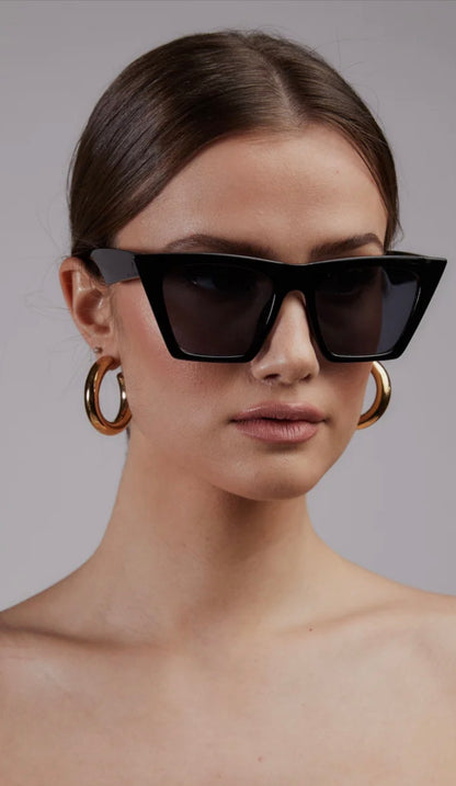 Shady Lady Nicole Sunglasses