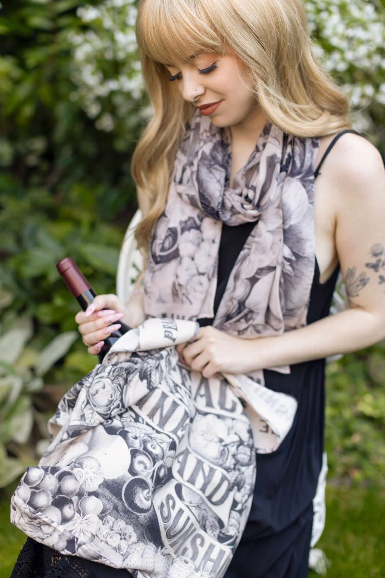 Market Of Stars Peace Love and Sunshine Tote Bag