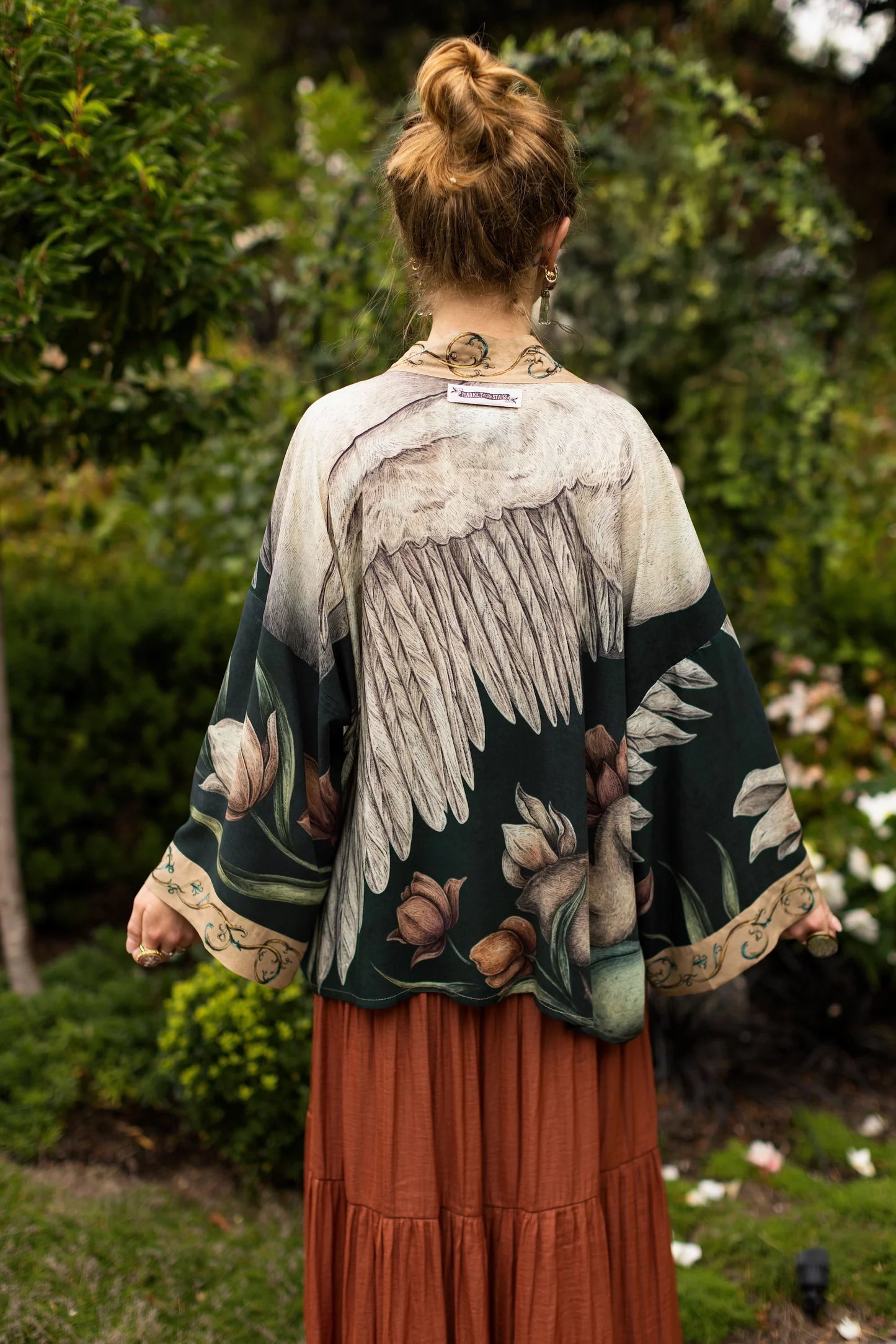 Market of Stars Under My Wing Pixie Duster