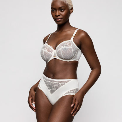 PrimaDonna Naica Full Brief